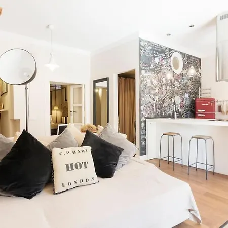 Charming Penthouse With Terrace Colosseum *